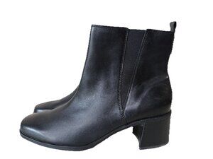 Clarks Fairbanks 70680 Black Ankle Boots Mens 10M US 10 Stacked-style block heel
